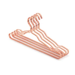 Classic Clothes Hangers (Set Of 10) -Decor Sales 11 d95e72a9 489d 4f1f 8fac c47983c0b045