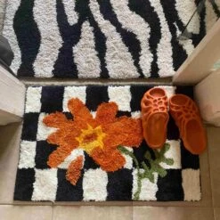 Checkered Rug -Decor Sales 19 60b2faa6 cd1a 4531 834b 82b23df93ddd