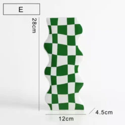 Checkered Ceramic Vase -Decor Sales 22 941e0dc0 a29f 4efd 852c a3de16656c37