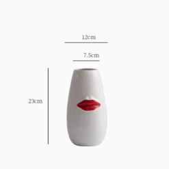 Red Lips Vase -Decor Sales 34 2641a59a ad6d 462d 869c f19e36cd1eb9