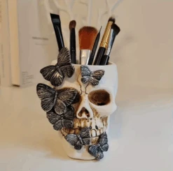 Goth Girl Makeup Holder -Decor Sales 43 325c9c72 8c31 422c bdb3 7527c059f52b