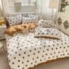 Brown Two Tone Daisy Bedding Set -Decor Sales 46 e09b7856 b0ee 4cd4 aa58 cca76309c327