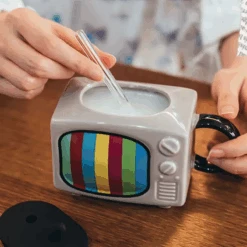 Retro TV Mug -Decor Sales 51 629fdbc3 c0fd 4ec4 b5ad d141d146c3be