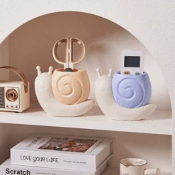 Snail Pencil Holder -Decor Sales 54 3ed22dbe 8f35 401e bfe3 04b40946416f